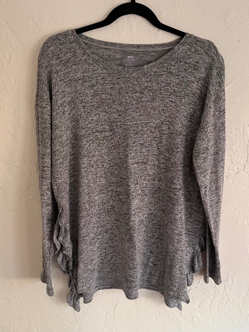 Aerie Just Add Leggings Gray Ruffle Side Slit Tunic Top M